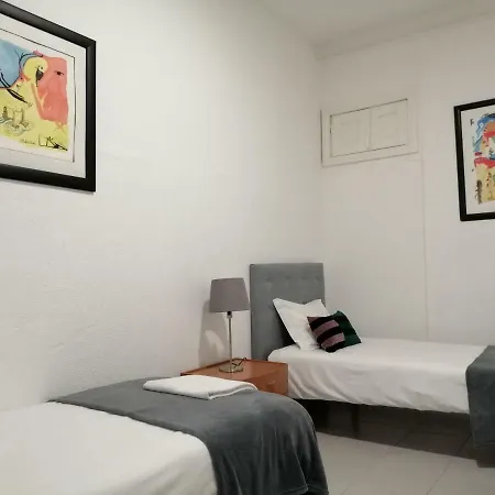 Andrade Basement Apartment Lisbon